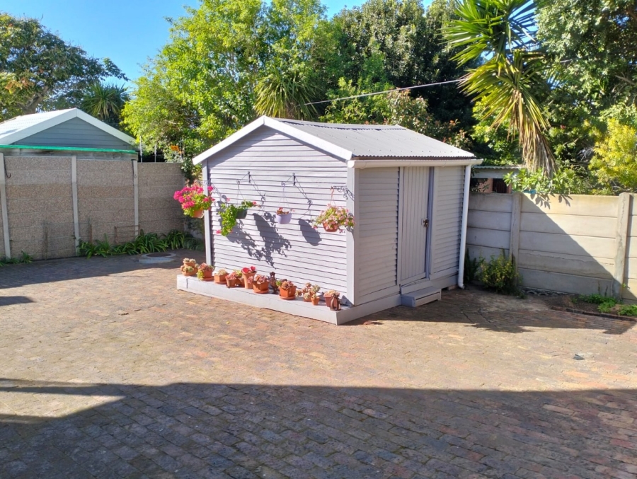 4 Bedroom Property for Sale in Hartenbos Central Western Cape